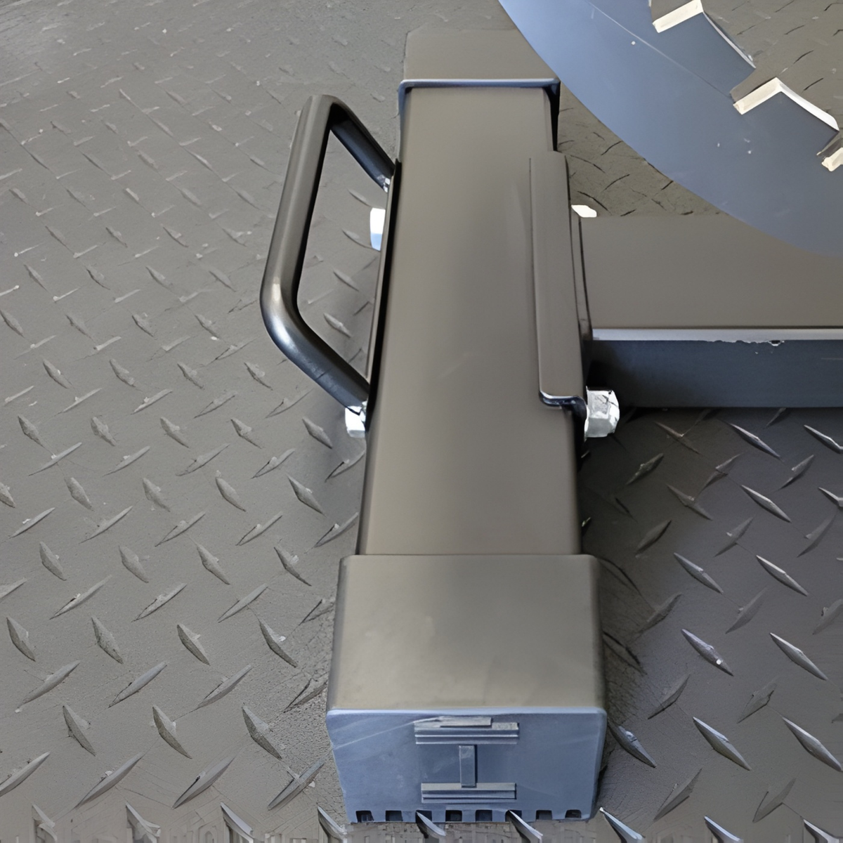 HANDLE FOR SUPER BENCH/PRO